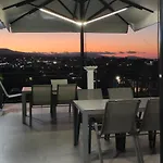 安娜一室公寓及公寓 公寓式酒店 3*
