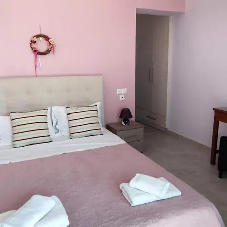 Anna And Aparthotel 3*