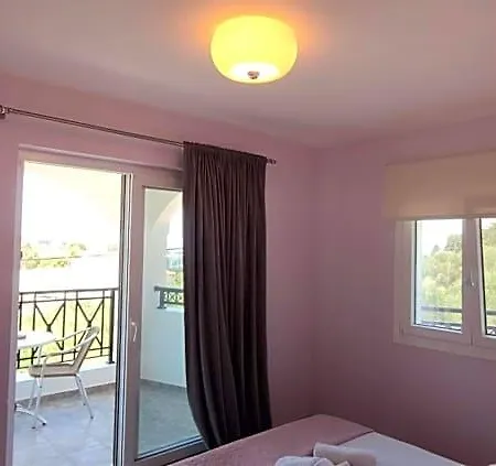Hotel apartamentowy Anna And Tsilivi (Zakynthos)