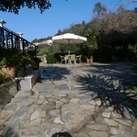 安娜一室公寓及公寓 3* 蒂锡利维