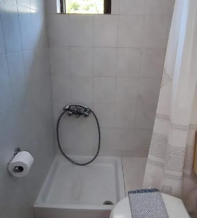 安娜一室公寓及公寓 公寓式酒店 3*