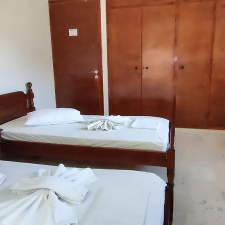 Lejlighedshotel Anna And 3*